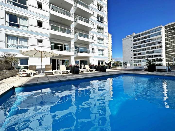 Apartamento en venta en Rambla General Artigas, Maldonado