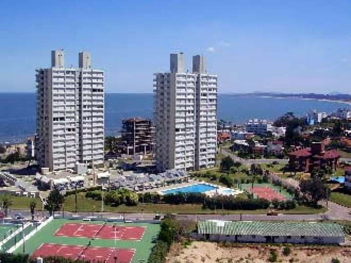 Apartamento en venta en Carlos Vaz Ferreira, Punta Del Este