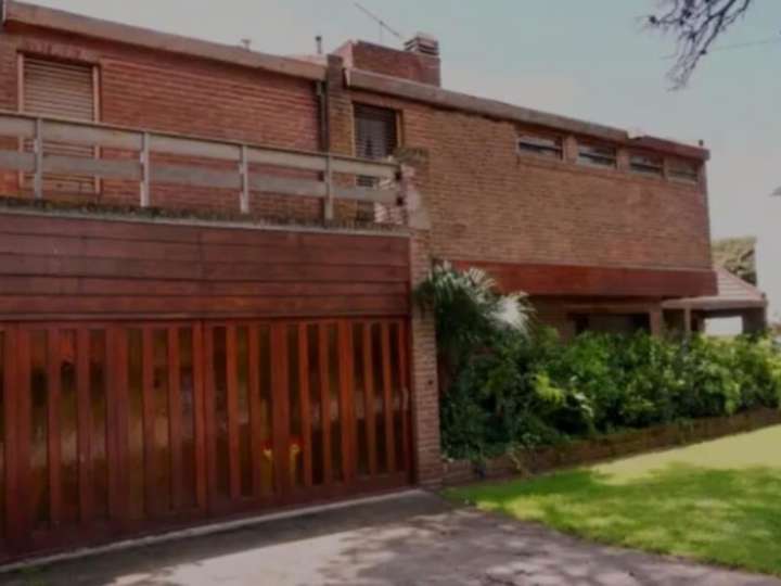 Casa en venta en Avenida Carlos Tejedor, 1602, Buenos Aires