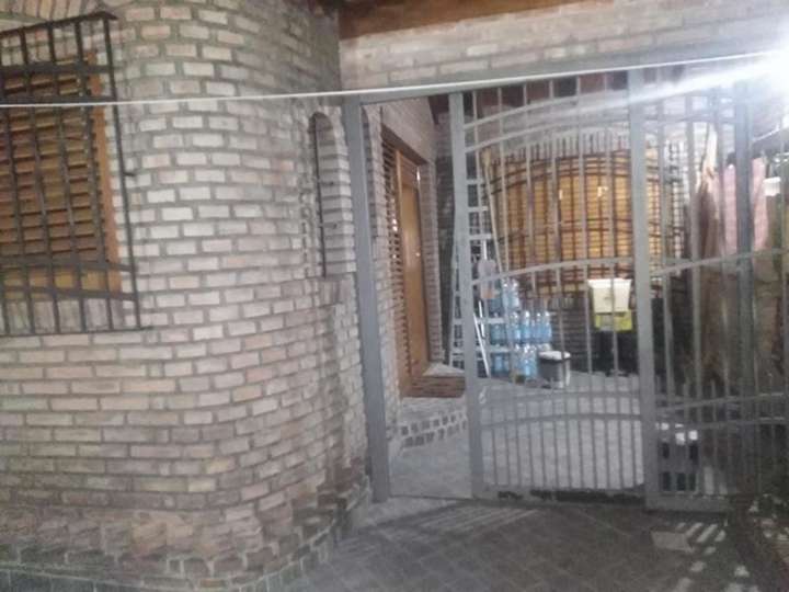 Edificio en venta en Paraguay, 852, Villa Sarmiento
