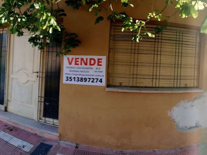 Casa en venta en Doctor Ángel Roffo, Córdoba