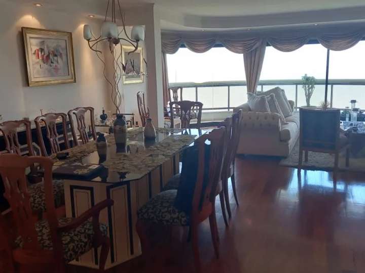 Apartamento en venta en Rambla, Montevideo