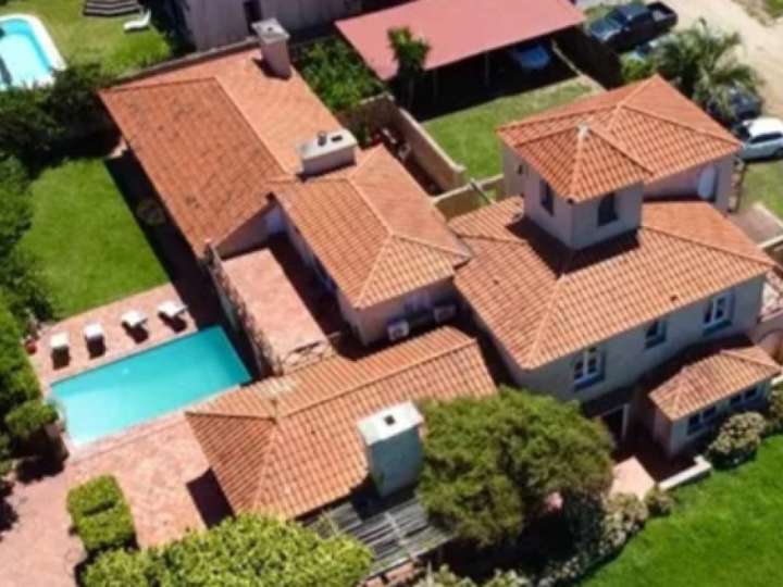 Casa en venta en Calle 5 - El Galpón, Buenos Aires