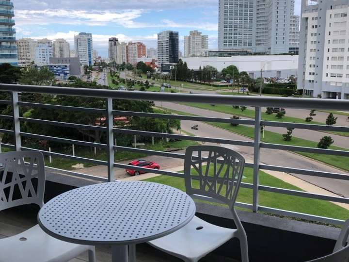 Apartamento en venta en Punta Del Este