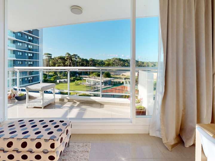 Apartamento en venta en Punta Del Este