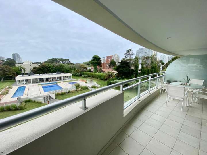 Apartamento en venta en Punta Del Este