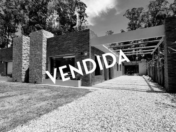 Casa en venta en Avenida de los Eucaliptus, Maldonado