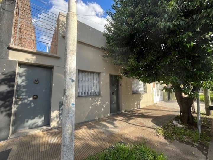 Casa en venta en 425 - Rodríguez Peña, 1928, Santos Lugares