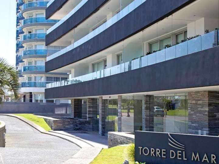 Apartamento en venta en Avenida Francia, Punta Del Este