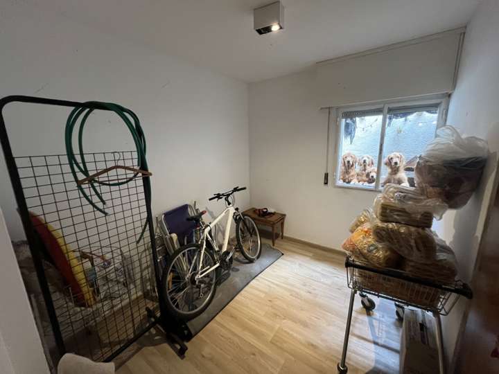 Apartamento en venta en Pérez Castellano, Montevideo