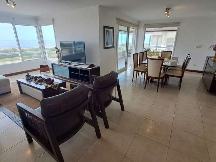 Apartamento en venta en Punta Del Este