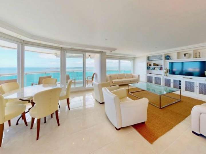Apartamento en venta en Punta Del Este