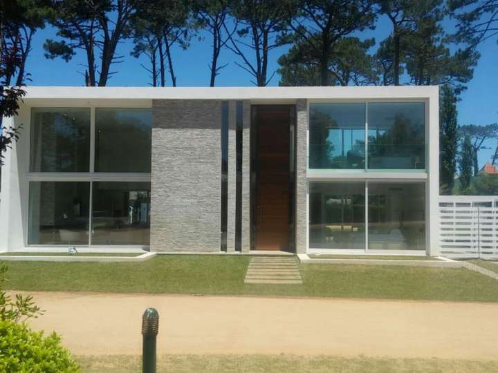 Casa en venta en Moliere, Punta Del Este