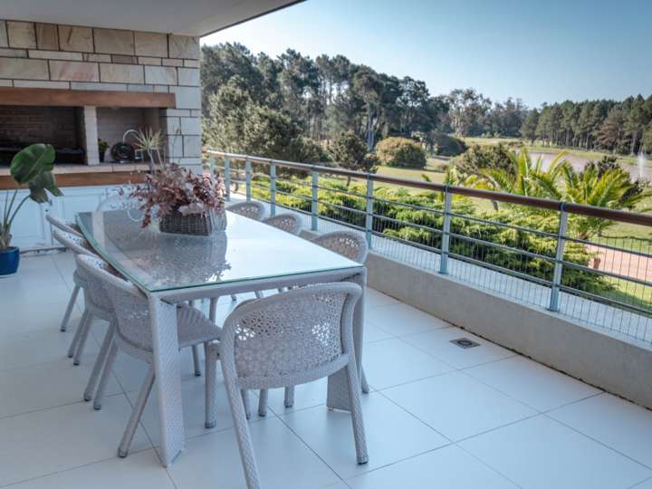 Apartamento en venta en Punta Del Este