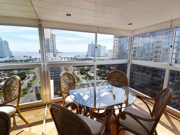 Apartamento en venta en Avenida Chiverta, Punta Del Este