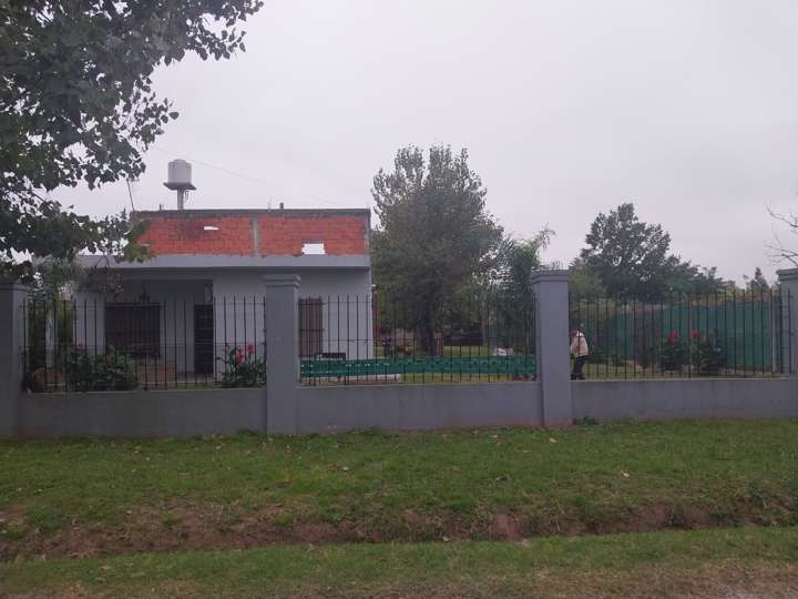 Casa adosada en venta en Isabel La Católica, Buenos Aires