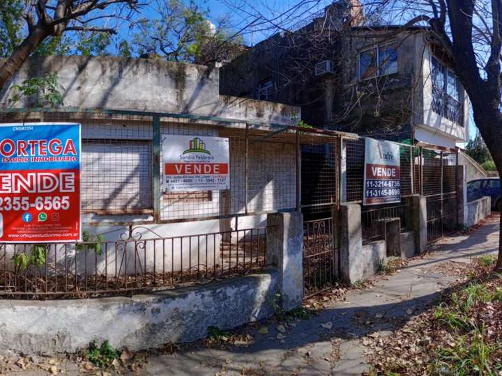 Casa en venta en Las Heras, 902, Muñiz