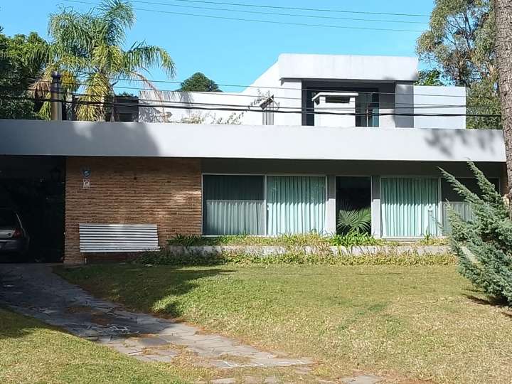 Casa en venta en Pinares, Maldonado