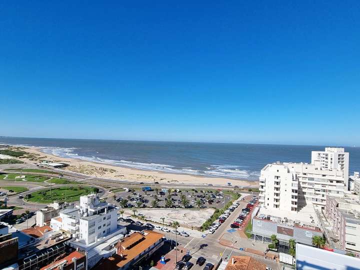 Apartamento en venta en El Remanso (Calle 20), Punta Del Este