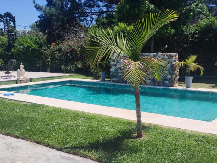 Casa en venta en Pinares, Maldonado