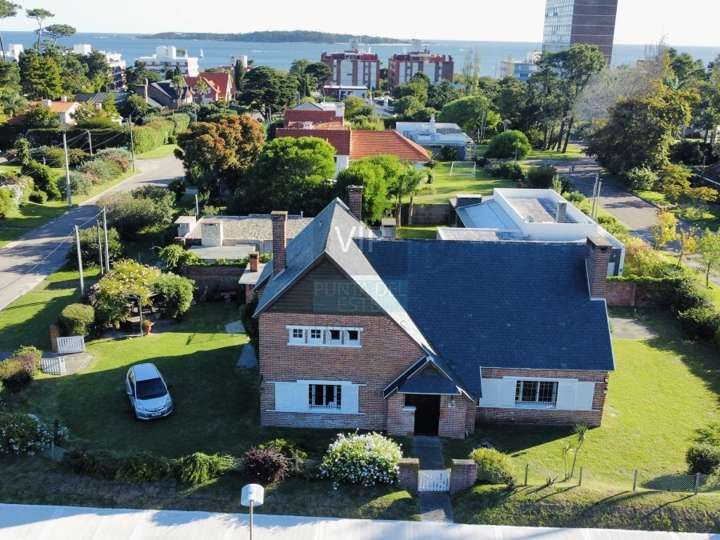 Casa en venta en Rambla General Artigas, Punta Del Este