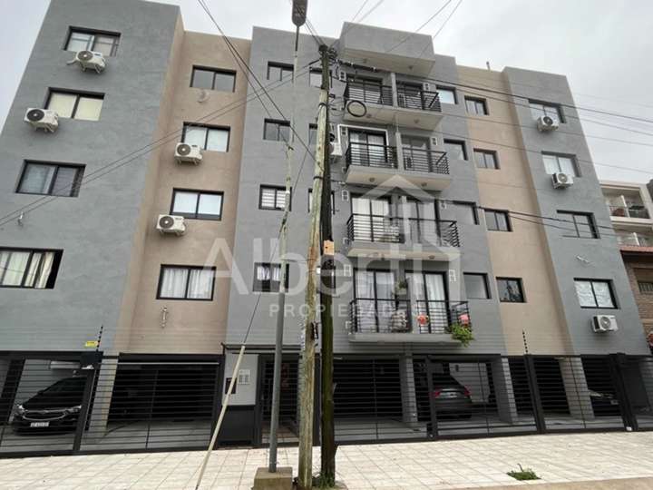 Departamento en alquiler en Juan Bautista Justo, 813, Haedo