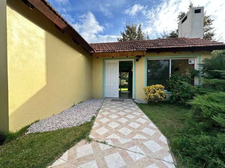 Casa en venta en Pinares, Maldonado