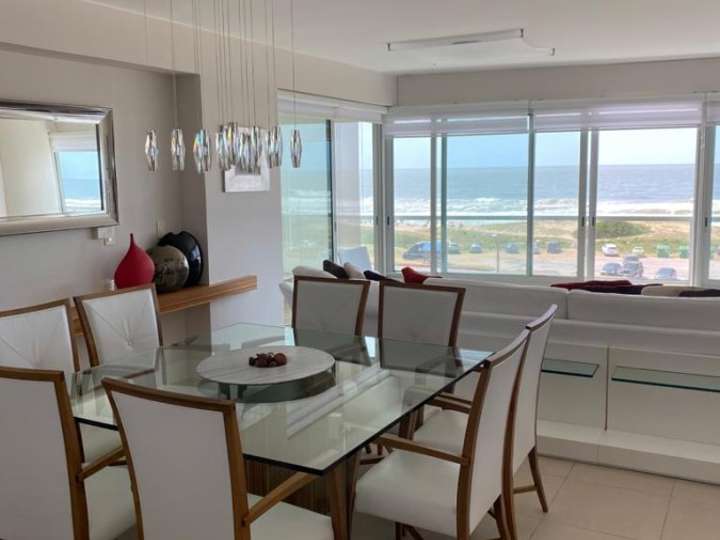 Apartamento en venta en Punta Del Este