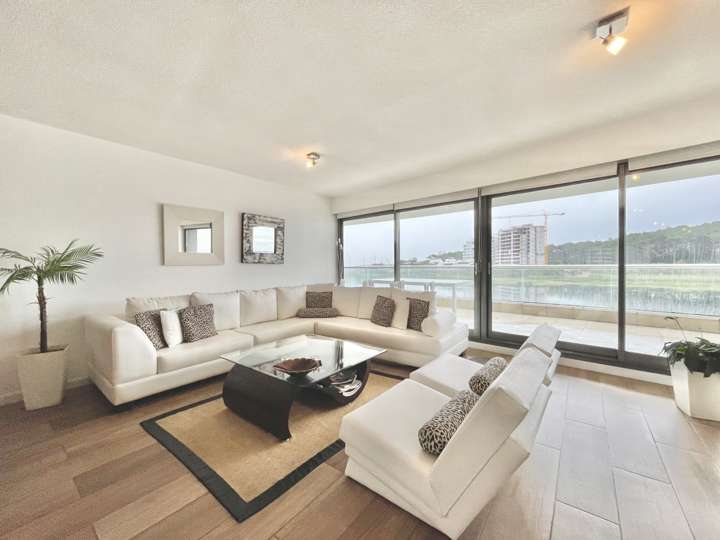 Apartamento en venta en Punta Del Este