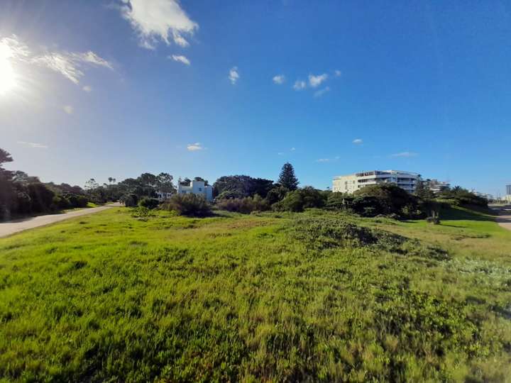 Terreno en venta en Punta Del Este