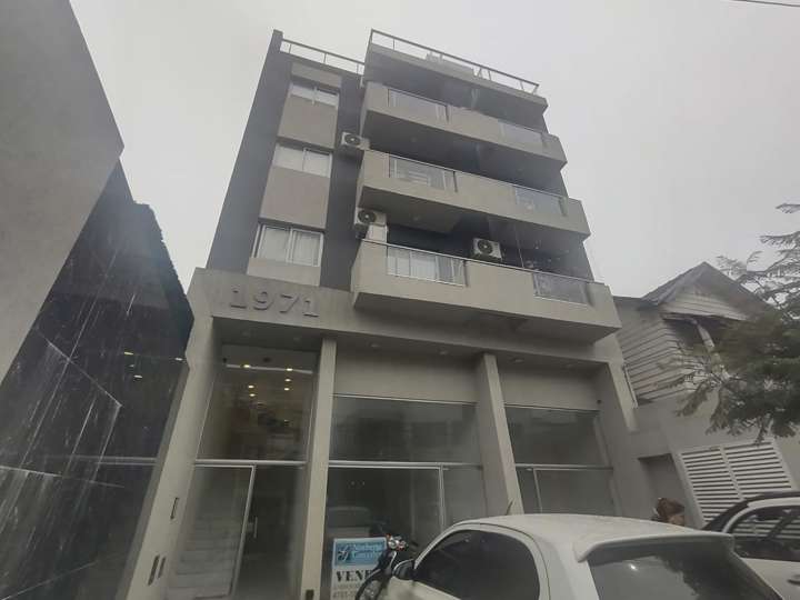 Departamento en venta en 821 - San Lorenzo, 2006, Martín Coronado