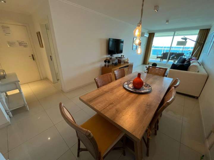 Apartamento en venta en Pinares, Maldonado