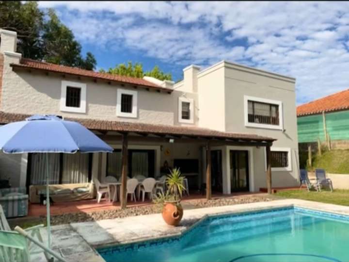 Casa en venta en Hermanos Pinzón, Punta Del Este