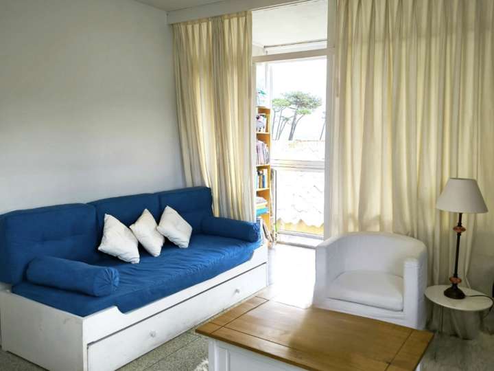 Apartamento en venta en Rambla Doctor Claudio Williman, Punta Del Este