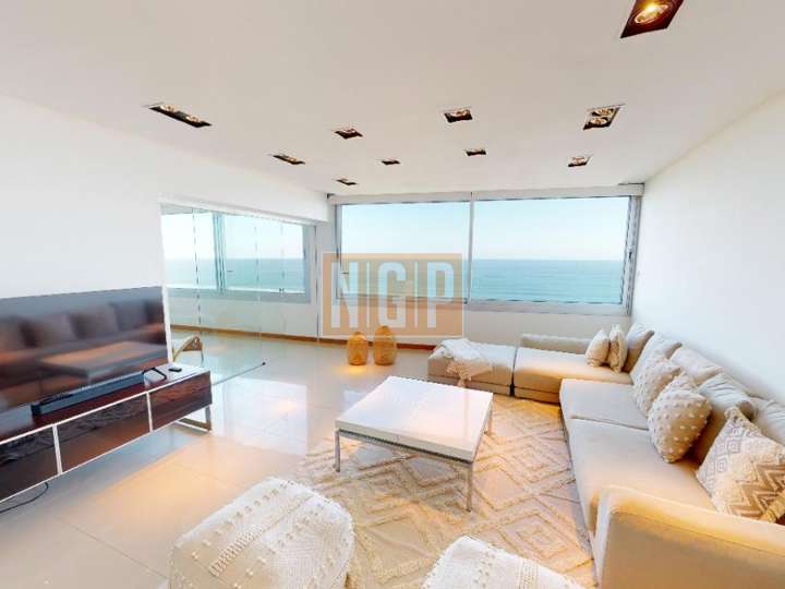 Apartamento en venta en Punta Del Este