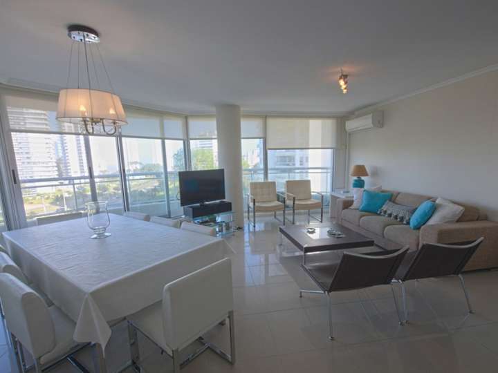 Apartamento en venta en Punta Del Este