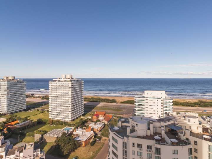 Apartamento en venta en Juana de América, Punta Del Este