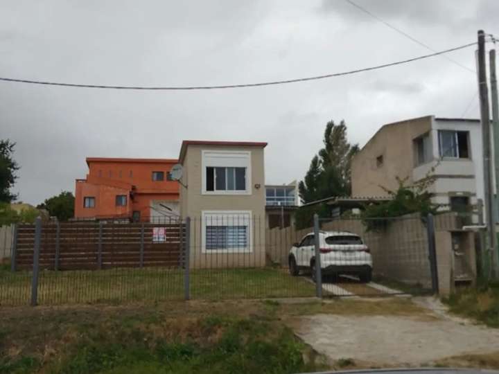 Casa en venta en Carmelo Rivero, Maldonado