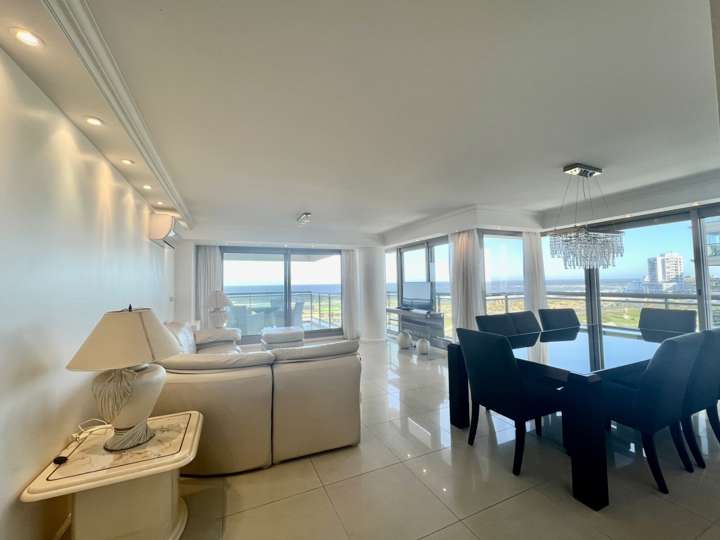 Apartamento en venta en Punta Del Este