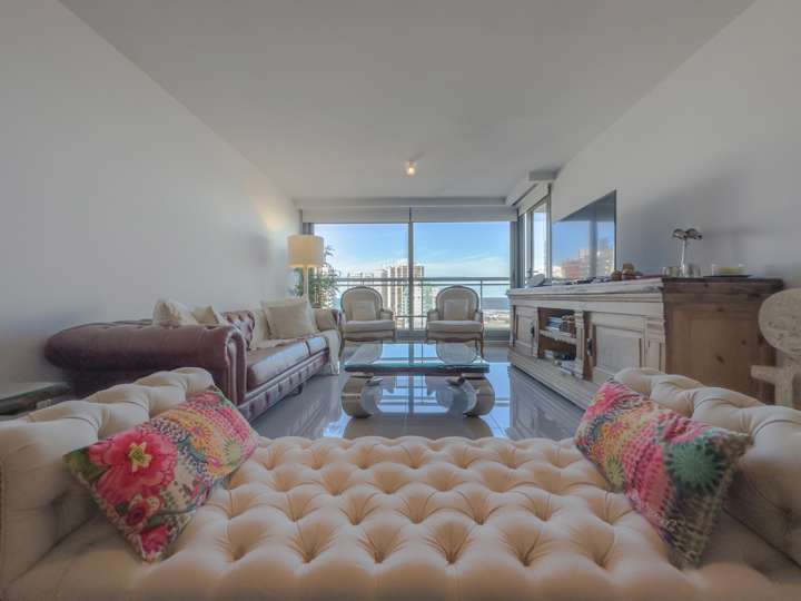 Apartamento en venta en Punta Del Este