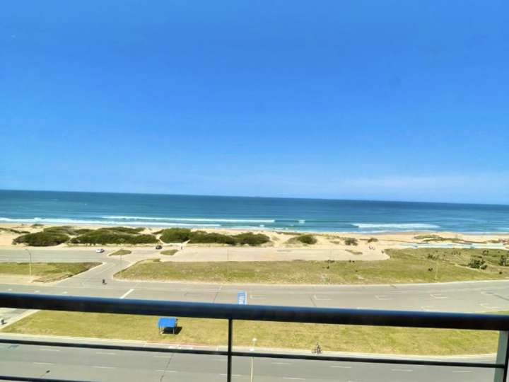 Apartamento en venta en Rambla Lorenzo Batlle Pacheco, Maldonado