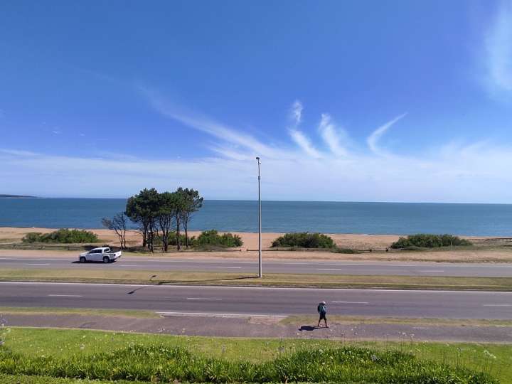 Apartamento en venta en Pinares, Maldonado