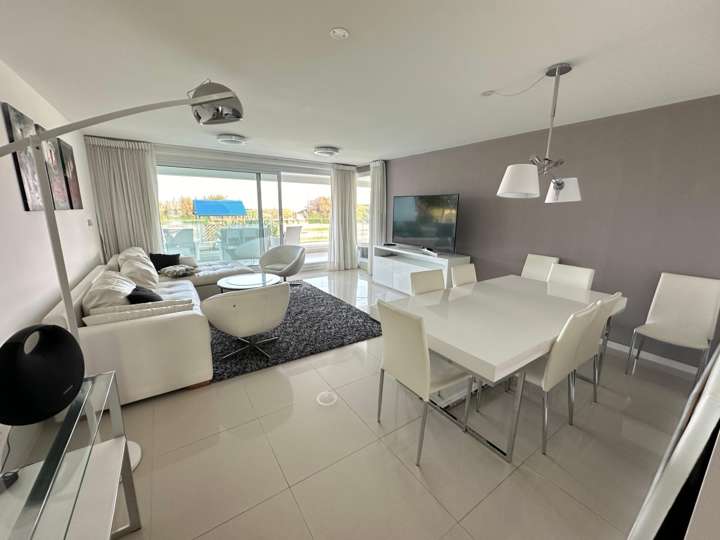 Apartamento en venta en Punta Del Este