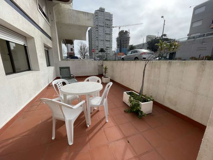 Apartamento en venta en La Galerna (Calle 21), Punta Del Este