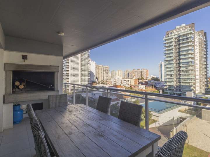 Apartamento en venta en Arazati, Punta Del Este