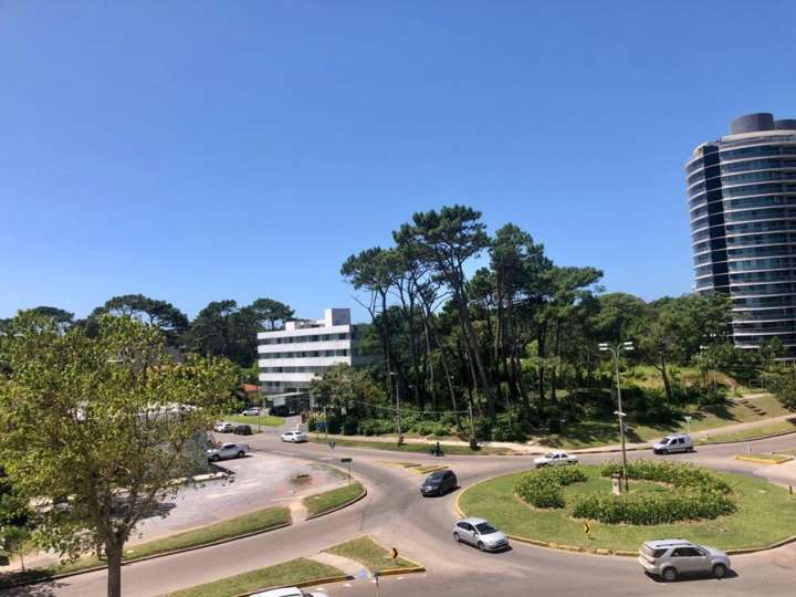 Apartamento en venta en Punta Del Este