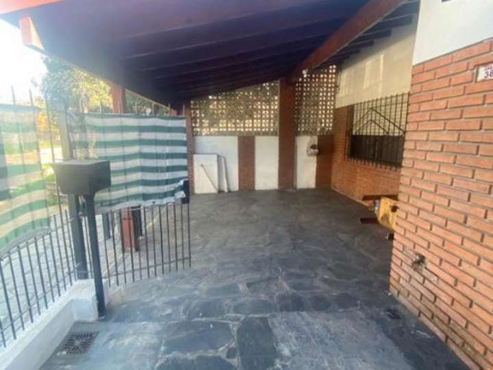 Edificio en venta en Ambato, 547, Villa Luzuriaga