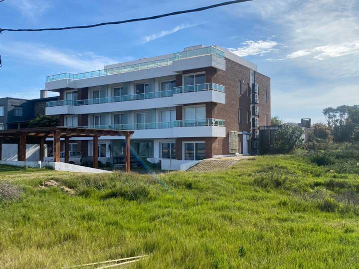 Apartamento en venta en Rambla Doctor Claudio Williman, Punta Del Este