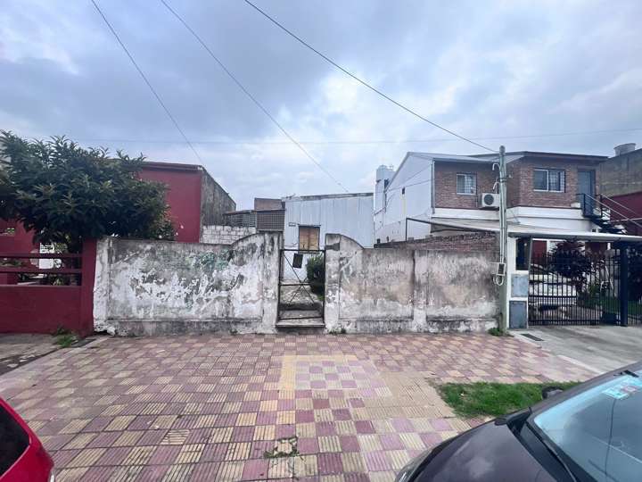 Terreno en venta en General Martín Rodríguez, 652, Buenos Aires