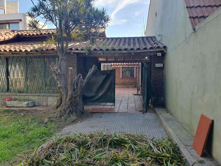 Casa en venta en Serapio Villegas, 2256, El Palomar